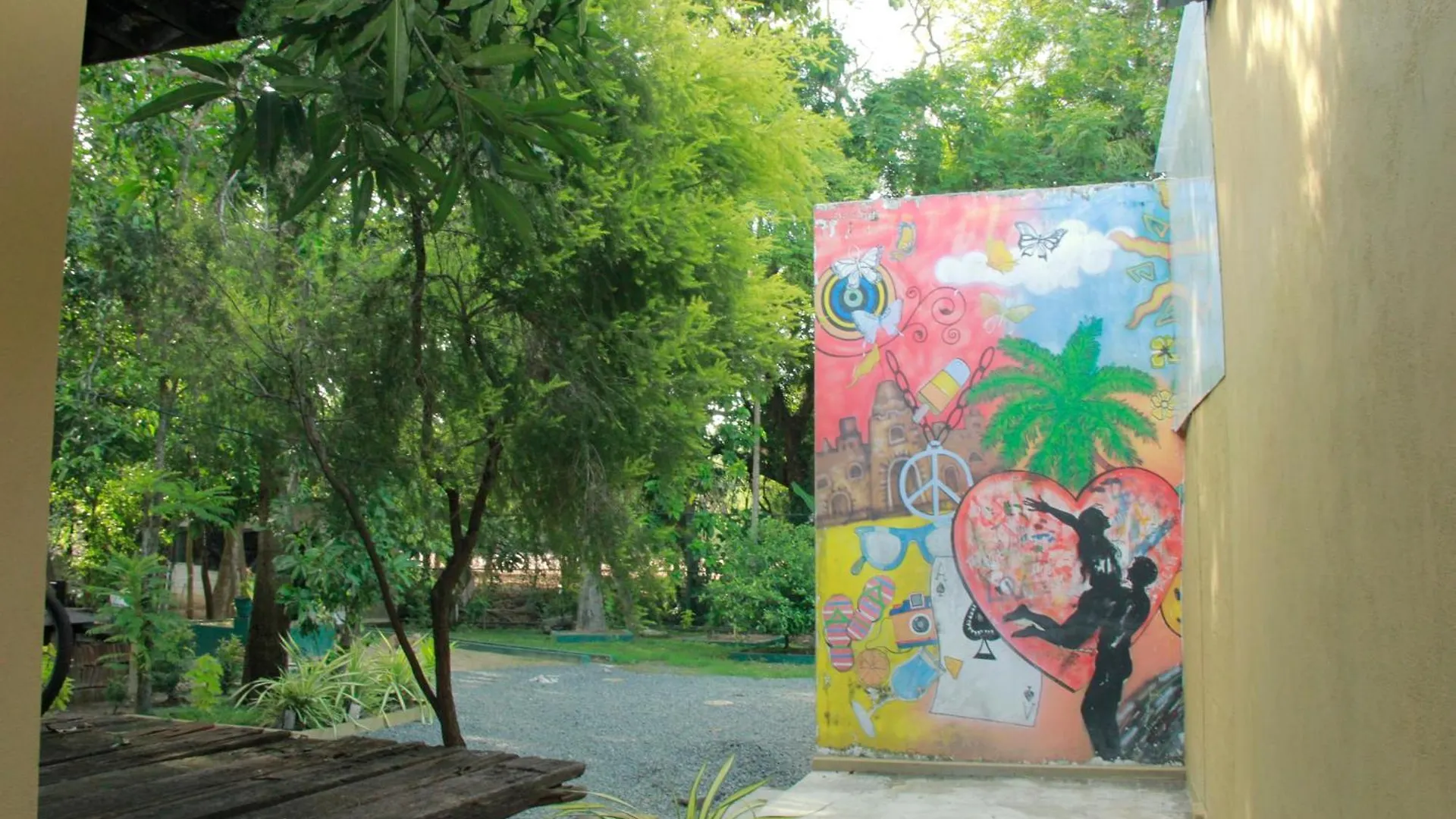Traveler'S Haven Hostel At Colombo Intl Airport Katunayaka