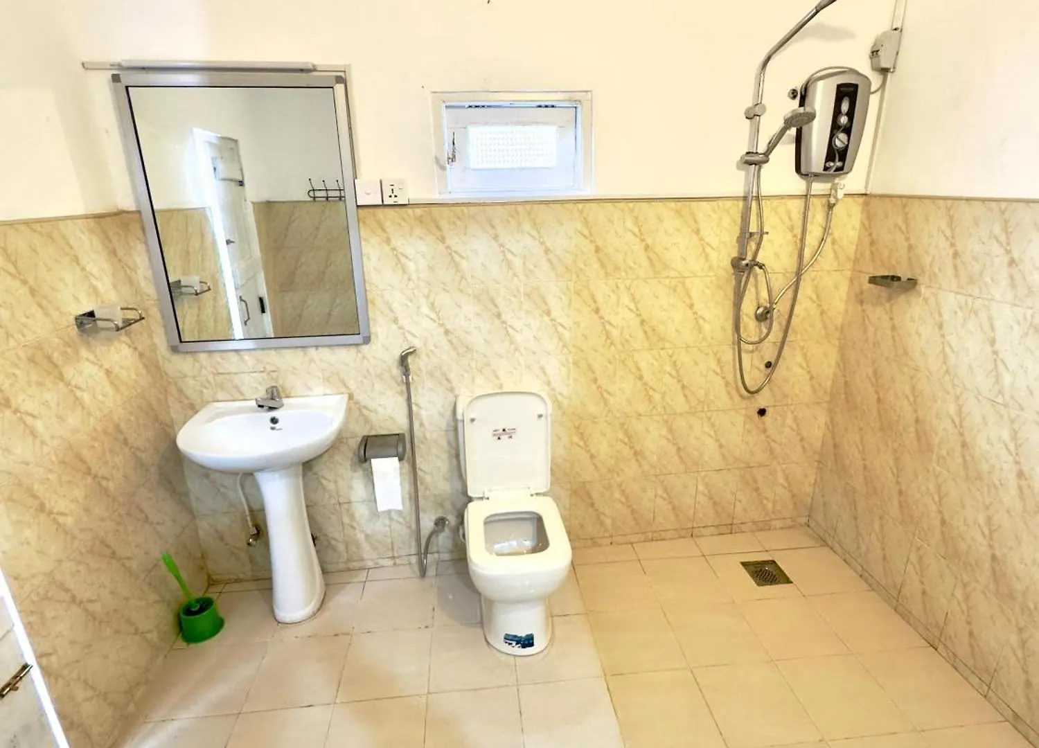 Traveler'S Haven Hostel At Colombo Intl Airport Katunayaka 0*,  Sri Lanka