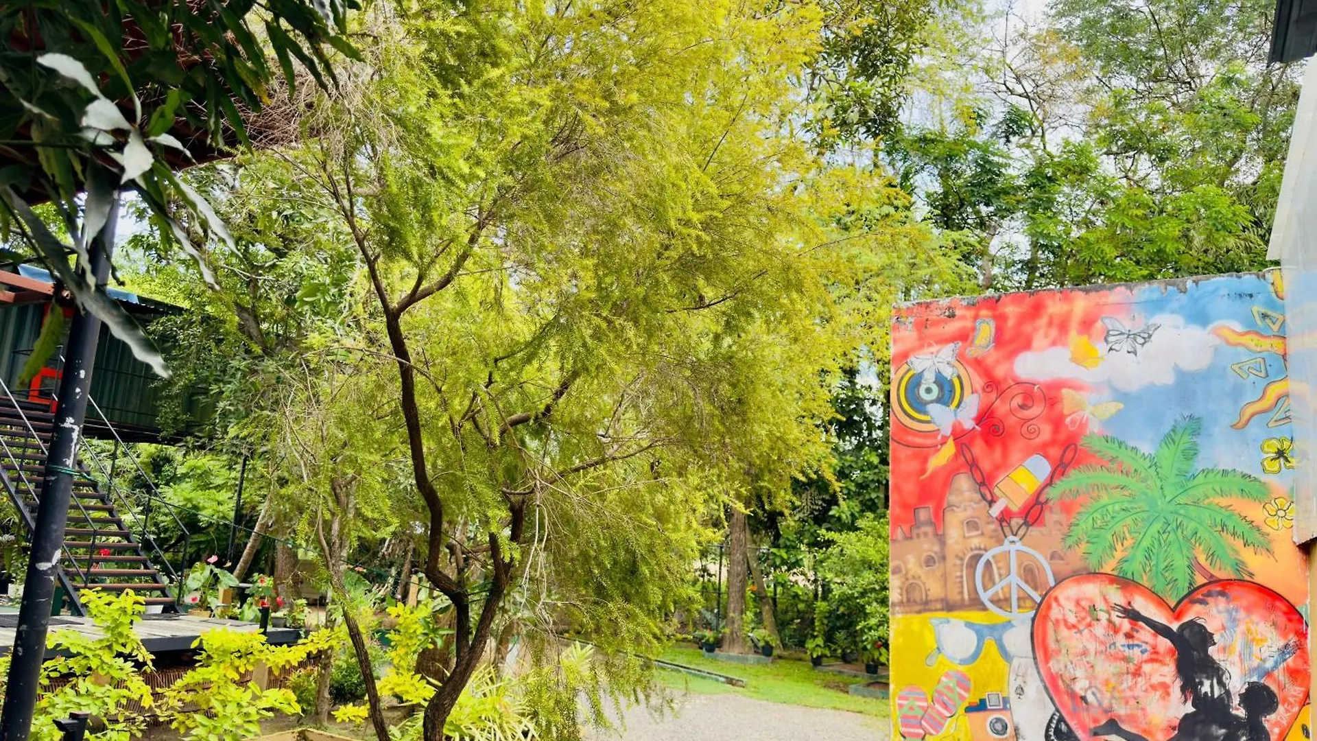 Traveler'S Haven Hostel At Colombo Intl Airport Katunayaka